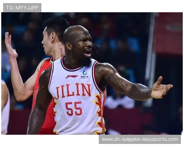 琼斯在CBA赛场的全面表现与关键数据分析